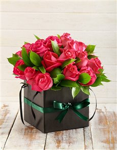 Cerise Roses in a Box_R349.95_Netflorist