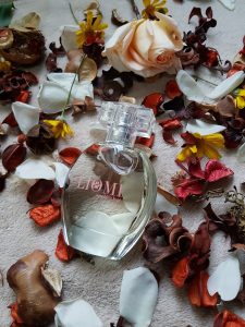 Liomi Perfume