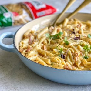 Creamy bacon Carbonara pasta