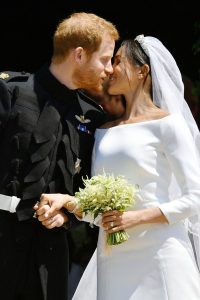 Meghan Markle and Prince Harry Kissing