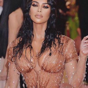 Kim Kardashian Is Producing A Documentary On Criminal Justice (2)