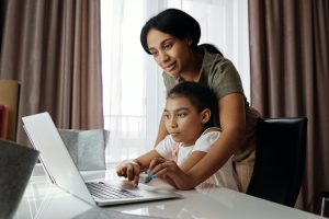 5 Positive Money Lessons To Instil In Your Child